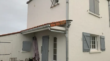 Gouttière et descente de dalle en zinc-st pierre d'oléron